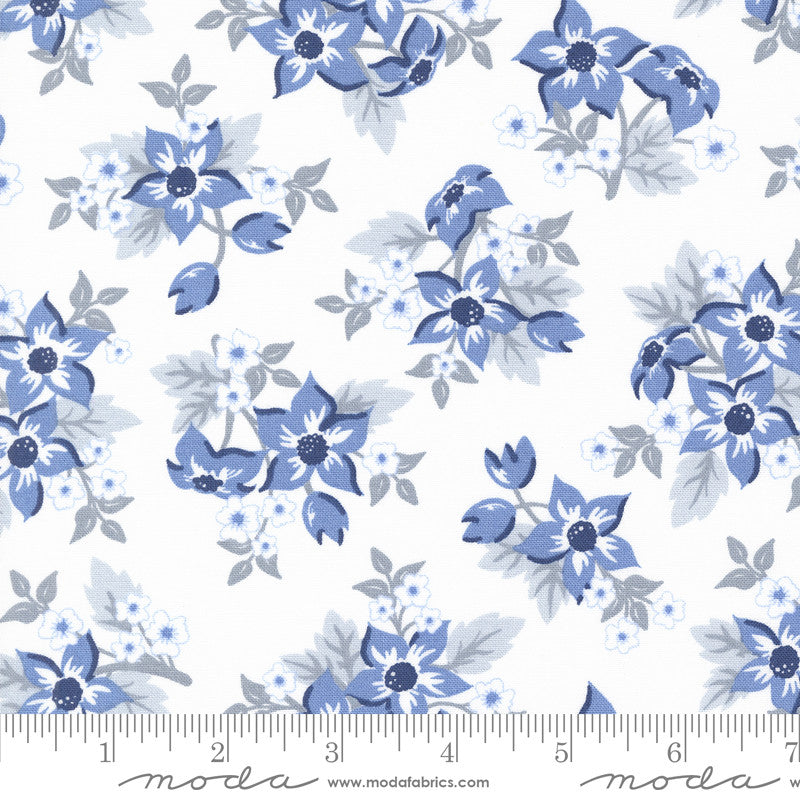 Star Spangled Memorial Flowers Dawn by April Rosenthal of Prairie Grass for Moda Fabrics | 24170 12