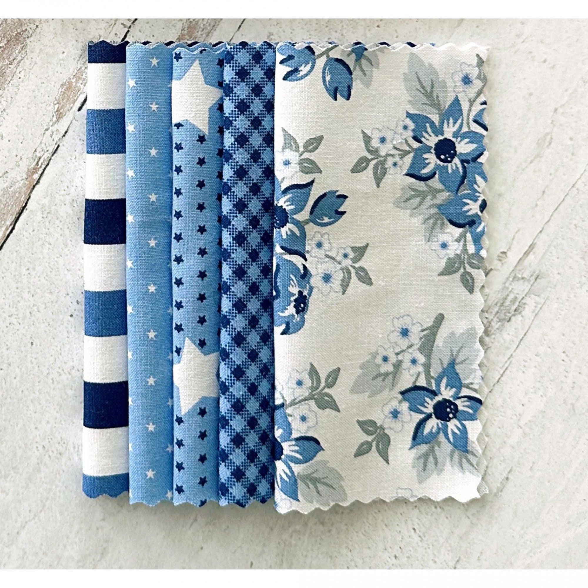 Star Spangled Custom Fat Quarter Bundle Light Blue by April Rosenthal for Moda Fabrics | Curated Bundle 5 FQs