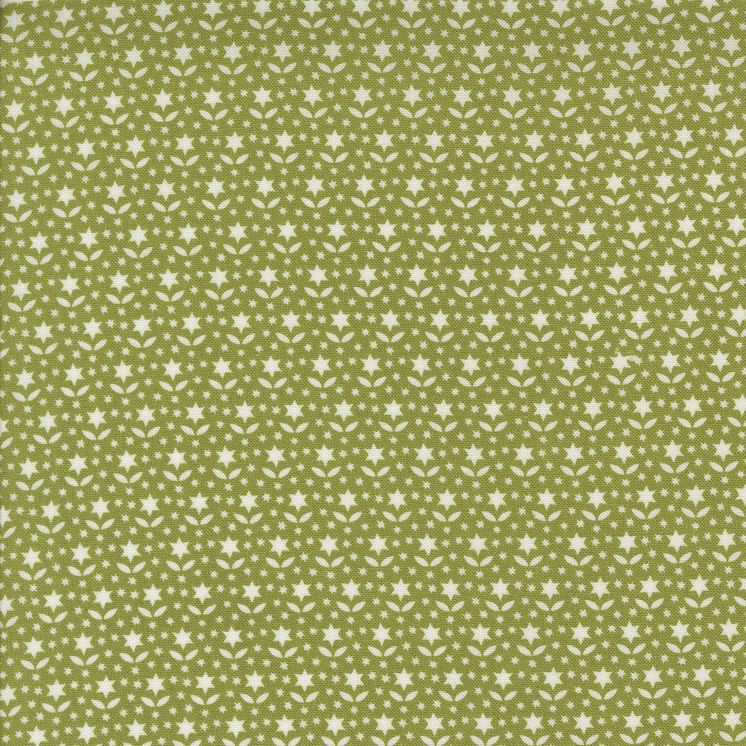 Buon Natale Star Blooms Pine Yardage by Fig Tree & Co for Moda Fabrics | 35405 16