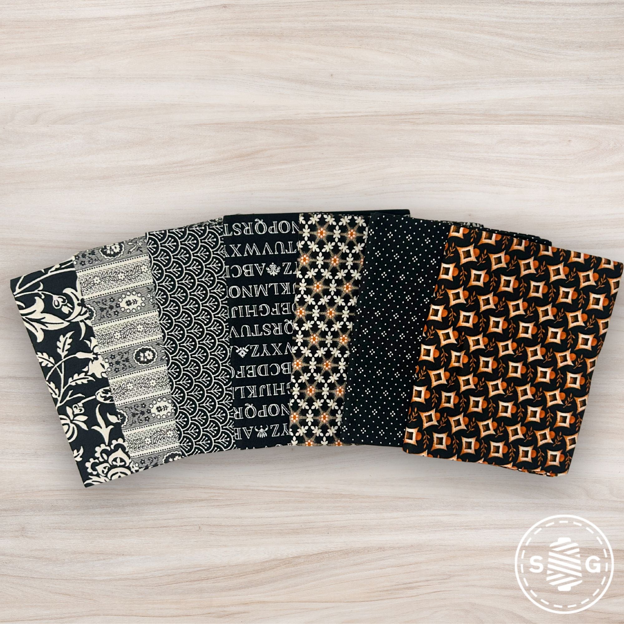 Agatha Road Fat Quarter Bundle Black by Fig Tree & Co for Moda Fabrics | 6 Precut Fat Quarters