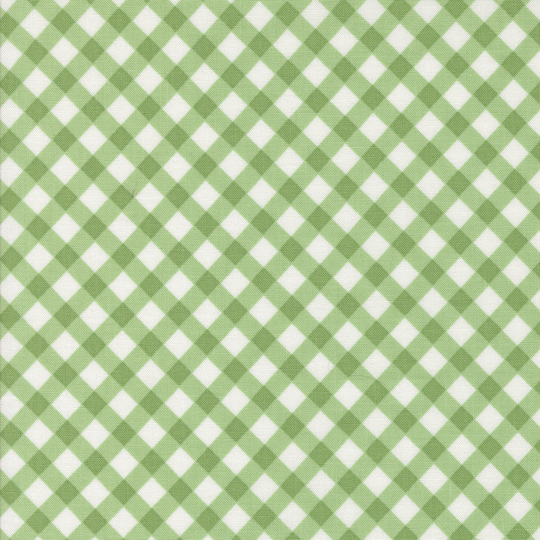 Summertime Picnic Green Yardage by Camille Roskelley for Moda Fabrics | 55325 17
