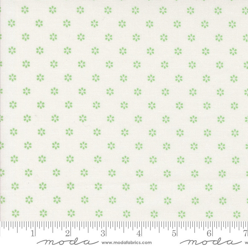Summertime Sunshine Cream Green Yardage by Camille Roskelley for Moda Fabrics | 55322 27