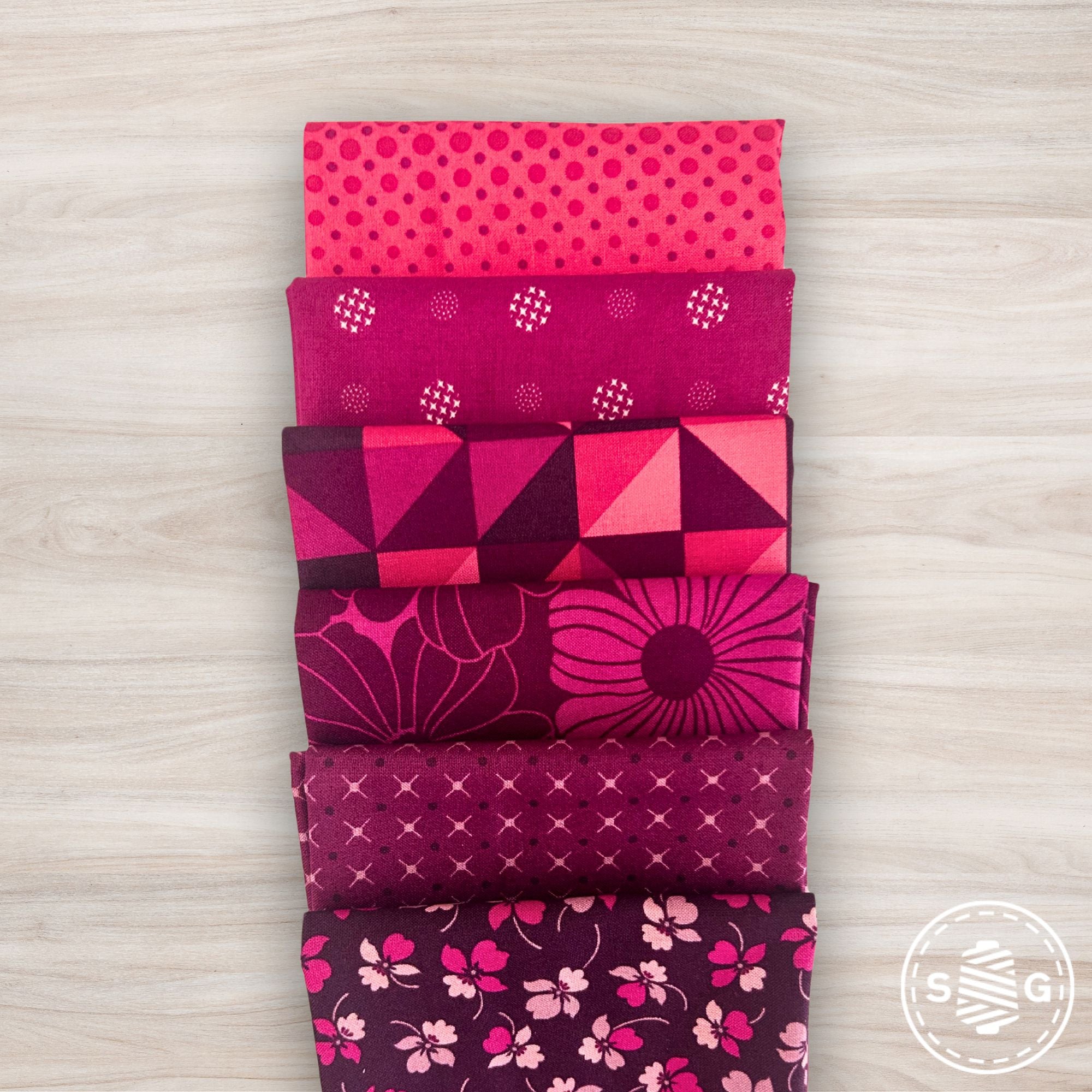 Color Crush Custom Fat Quarter Bundle Pink by V and Co. for Moda Fabrics | 6 Fat Quarters