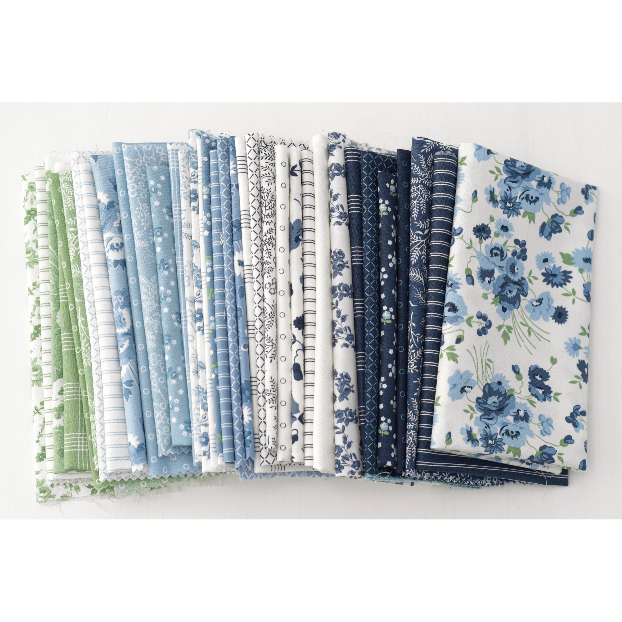 Nantucket Summer - Camille Roskelley