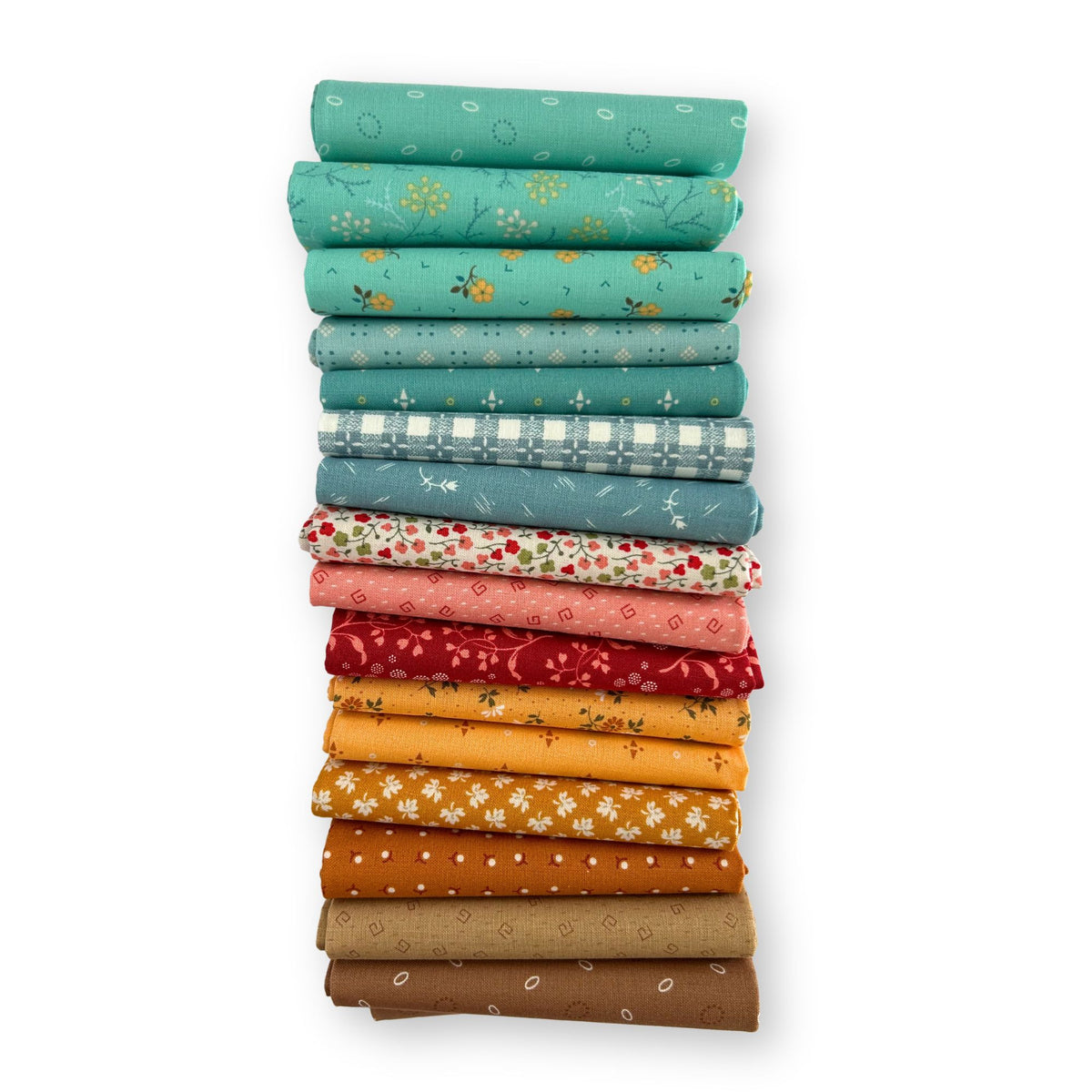 Fat Quarter Bundle Thanksgiving at Grandma's | Baked With Love by Lori Holt of Bee in My Bonnet | 16 Fat Quarters | Curated Bundle