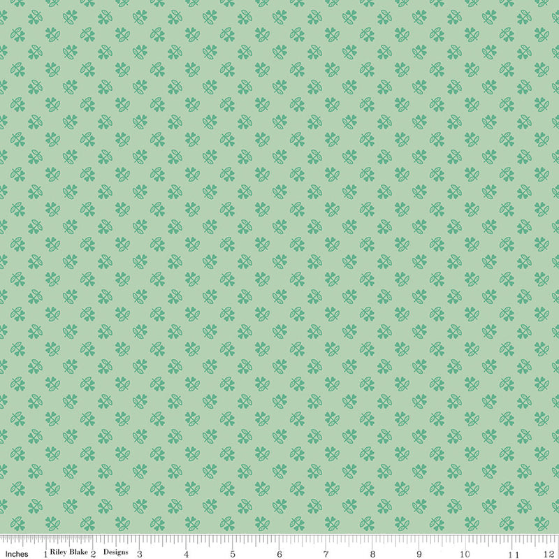 PRESALE Farmers Daughter Clover Sage Yardage by Lori Holt of Bee in My Bonnet | C17168-SAGE