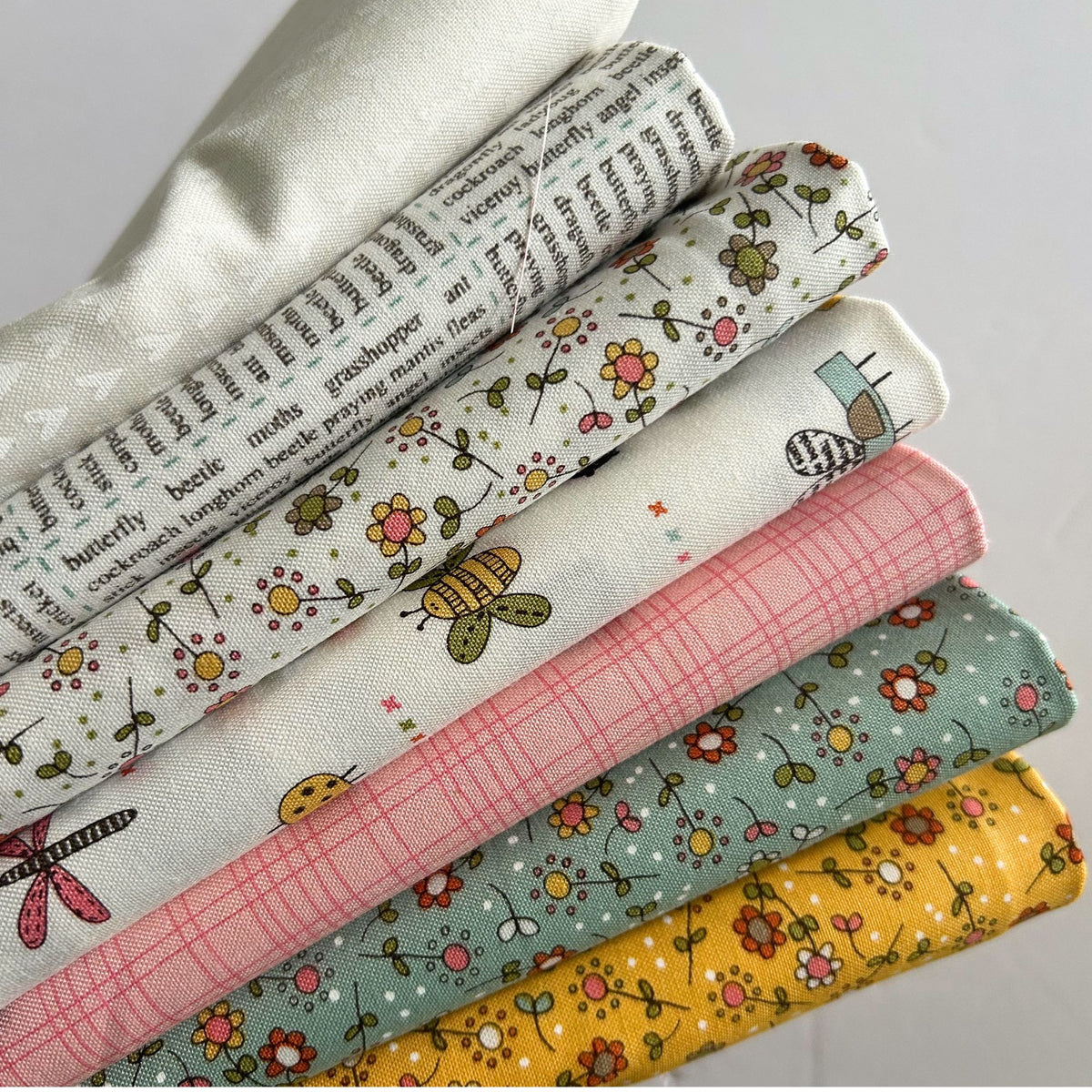 Bug Collector Fat Quarter Bundle by Sweetwater for Moda Fabrics | 7 Fat Quarters | Curated Bundle