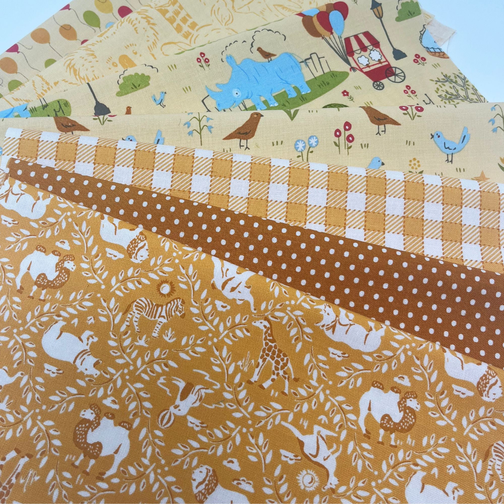 Animal Park Fun Custom Fat Quarter Bundle Warm by Stacy Iest Hsu for Moda Fabrics | Curated Bundle | 7 Fat Quarters