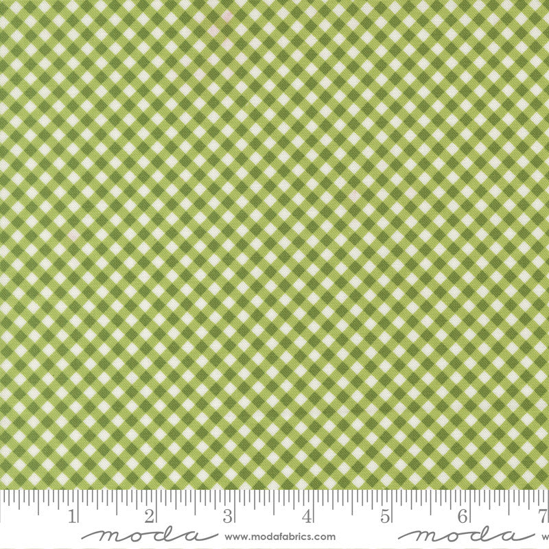 PRESALE Poinsettia and Pear Gingham Fresh Grass Yardage by Sherri & Chelsi for Moda Fabrics | 37717 13