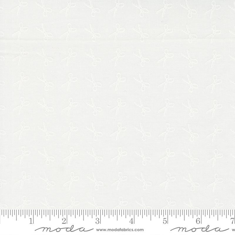Linen Cupboard Chantilly White Scissors Yardage by Fig Tree for Moda Fabrics | 20483 22