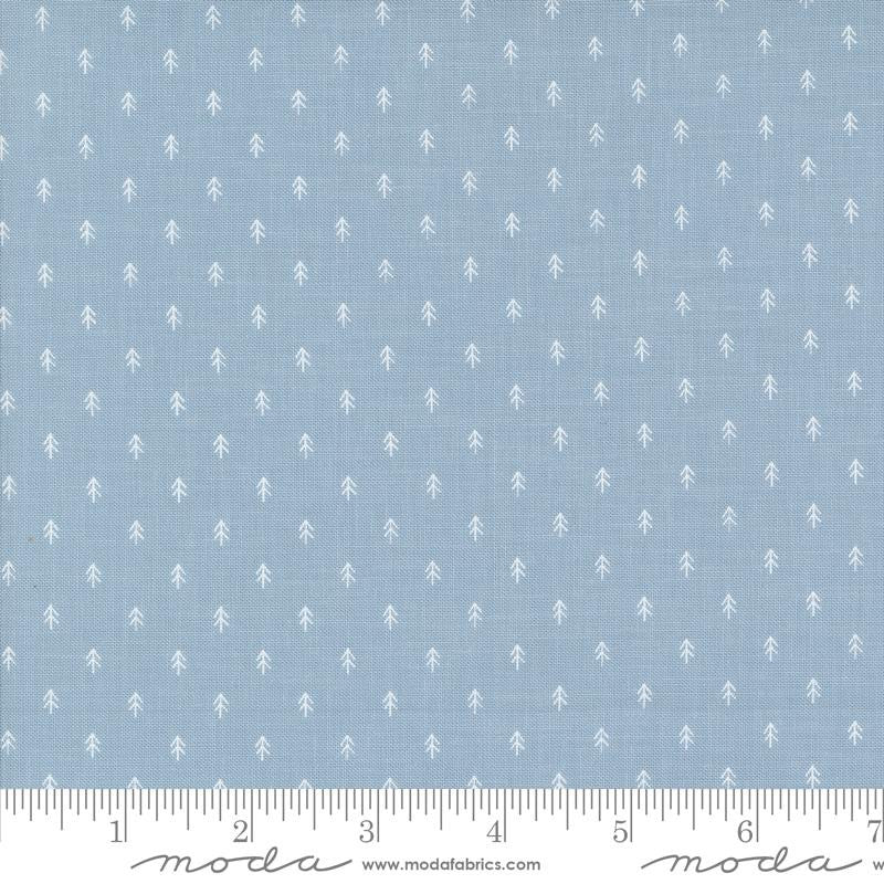 On Dasher Tiny Trees Frost by Sweetwater for Moda Fabrics | 55668 14