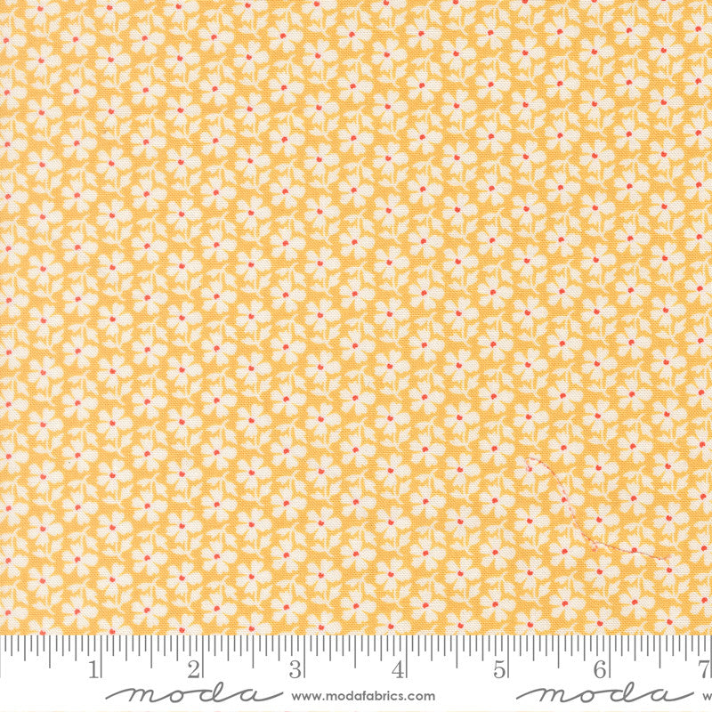 Summers End Daisies Sunflower Yardage by Fig Tree & Co for Moda Fabrics | 35434 13