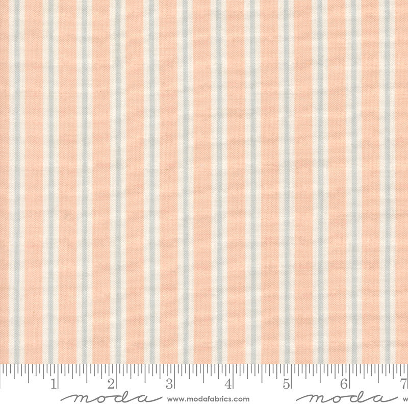 Handmade Sweetness Ribbon Candy Petal Yardage by Heather Briggs of My Sew Quilty Life for Moda Fabrics | 31798 16