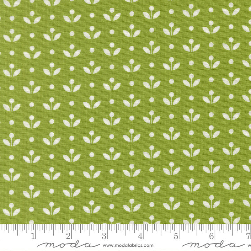 PRESALE Bloomsberry Mayfair Leaf Yardage by Camille Roskelley for Moda Fabrics | 55357 14