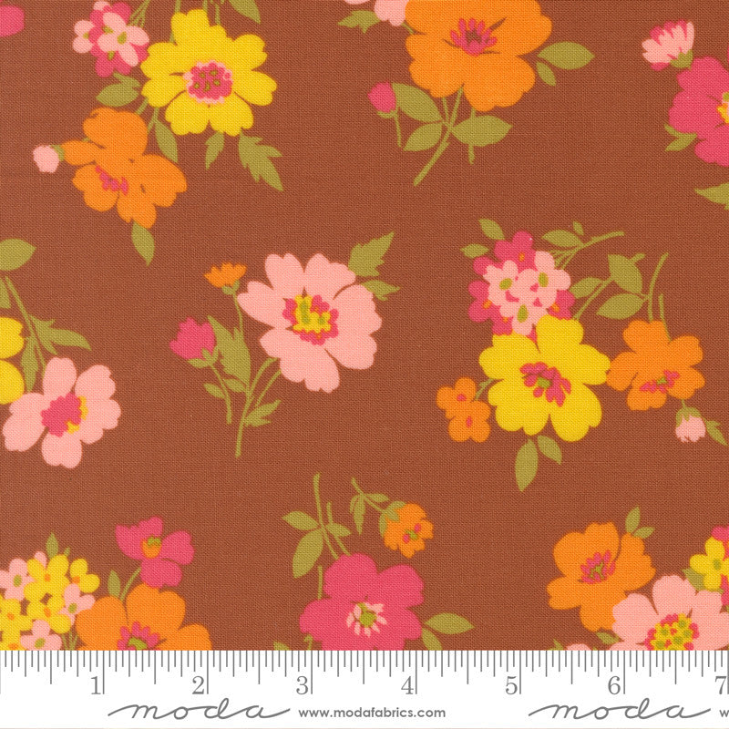 Happy Daze Groovy Garden Rust Yardage by Chloe’s Closet for Moda Fabrics | 33843 20