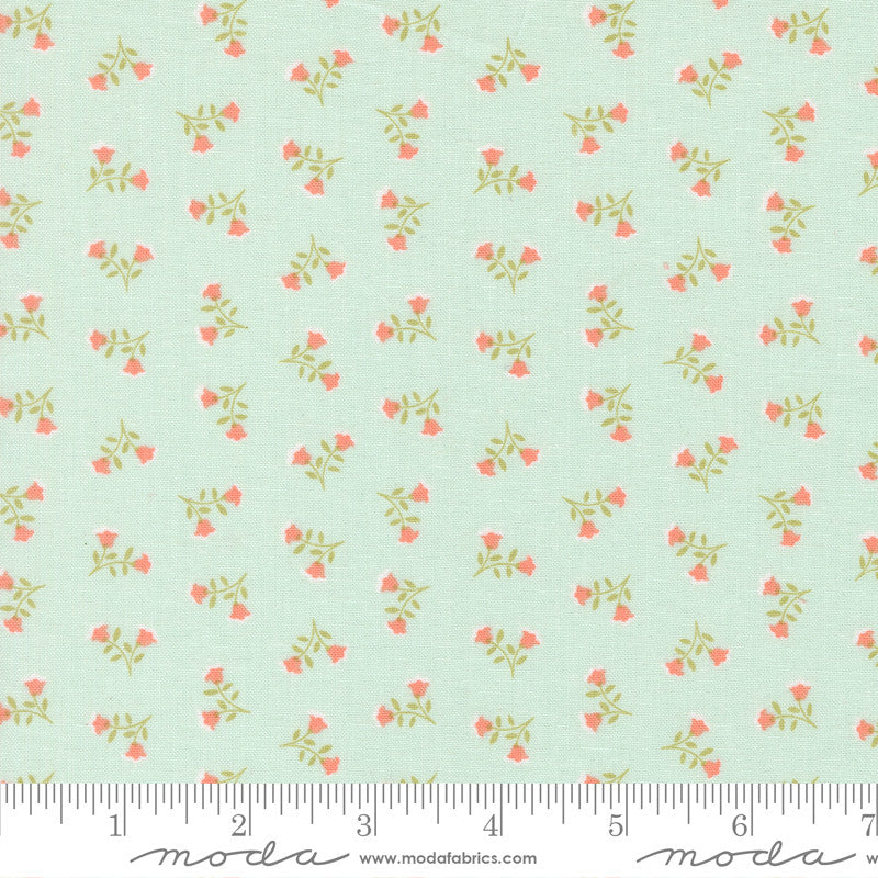 PRESALE Sunbonnet Tossed Petals Pale Blue Yardage by Heather Briggs of My Sew Quilty Life for Moda Fabrics | 31763 19