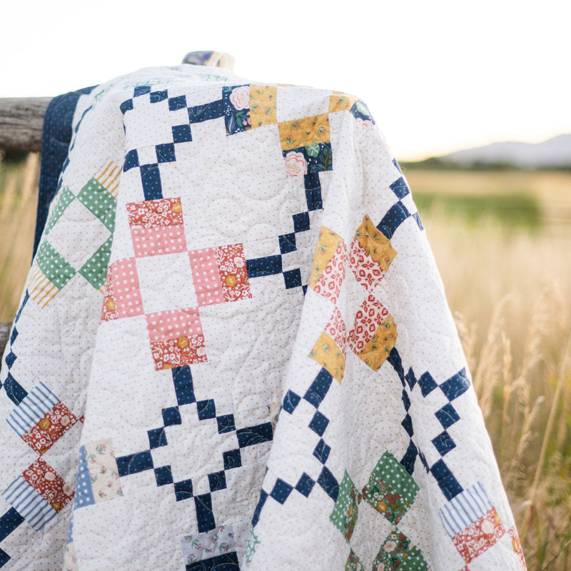 PRESALE Ebb and Flow Quilt Kit Boxed With Ivy Reese by Deena Rutter for Riley Blake Designs | KT-16600