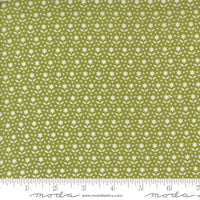 PRESALE Buon Natale Star Blooms Pine Yardage by Fig Tree & Co for Moda Fabrics | 35405 16