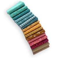 Fat Quarter Bundle Thanksgiving at Grandma's | Baked With Love by Lori Holt of Bee in My Bonnet | 16 Fat Quarters | Curated Bundle