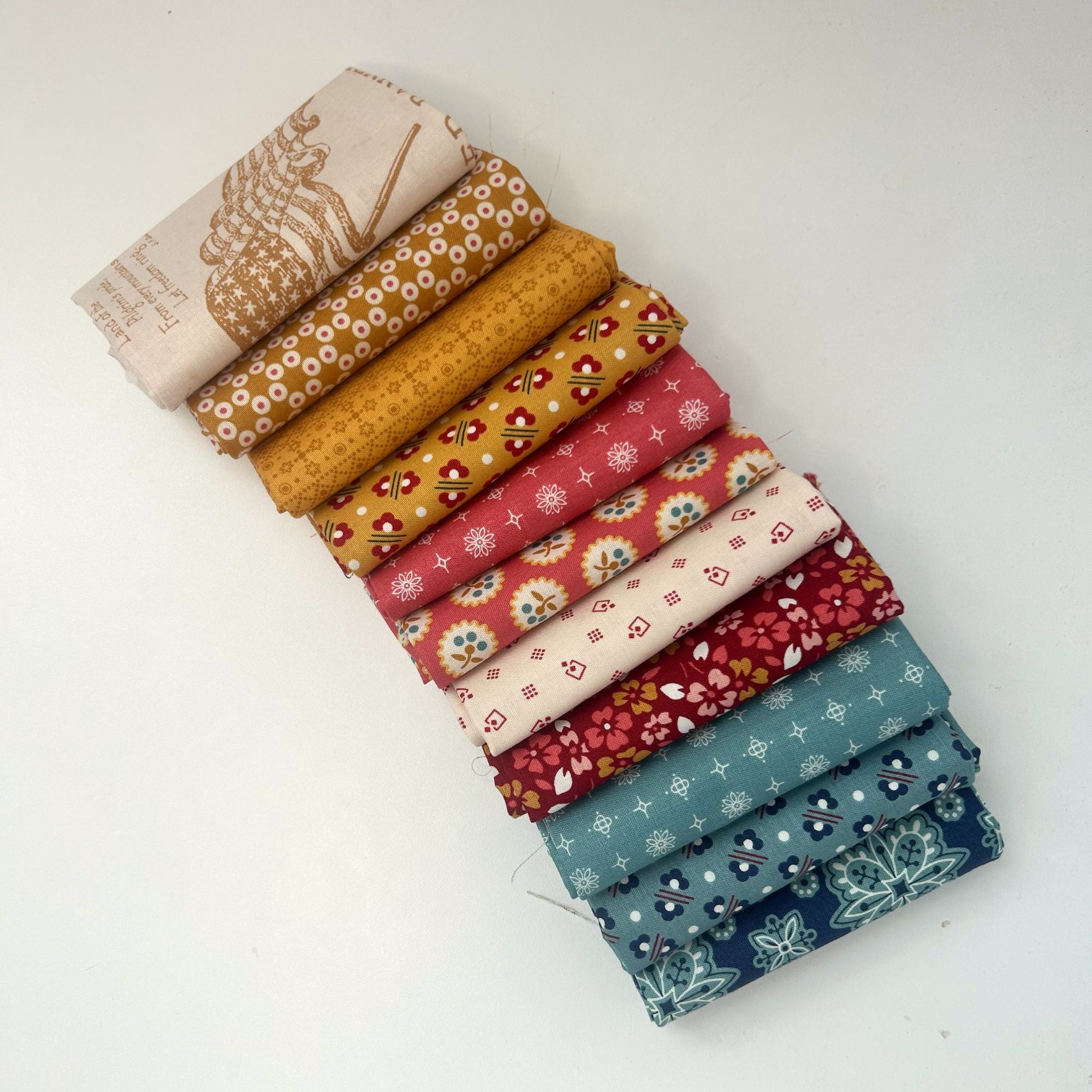 Americana Custom Fat Quarter Bundle by Lori Holt for Riley Blake Designs | 11 FQs | Curated Bundle