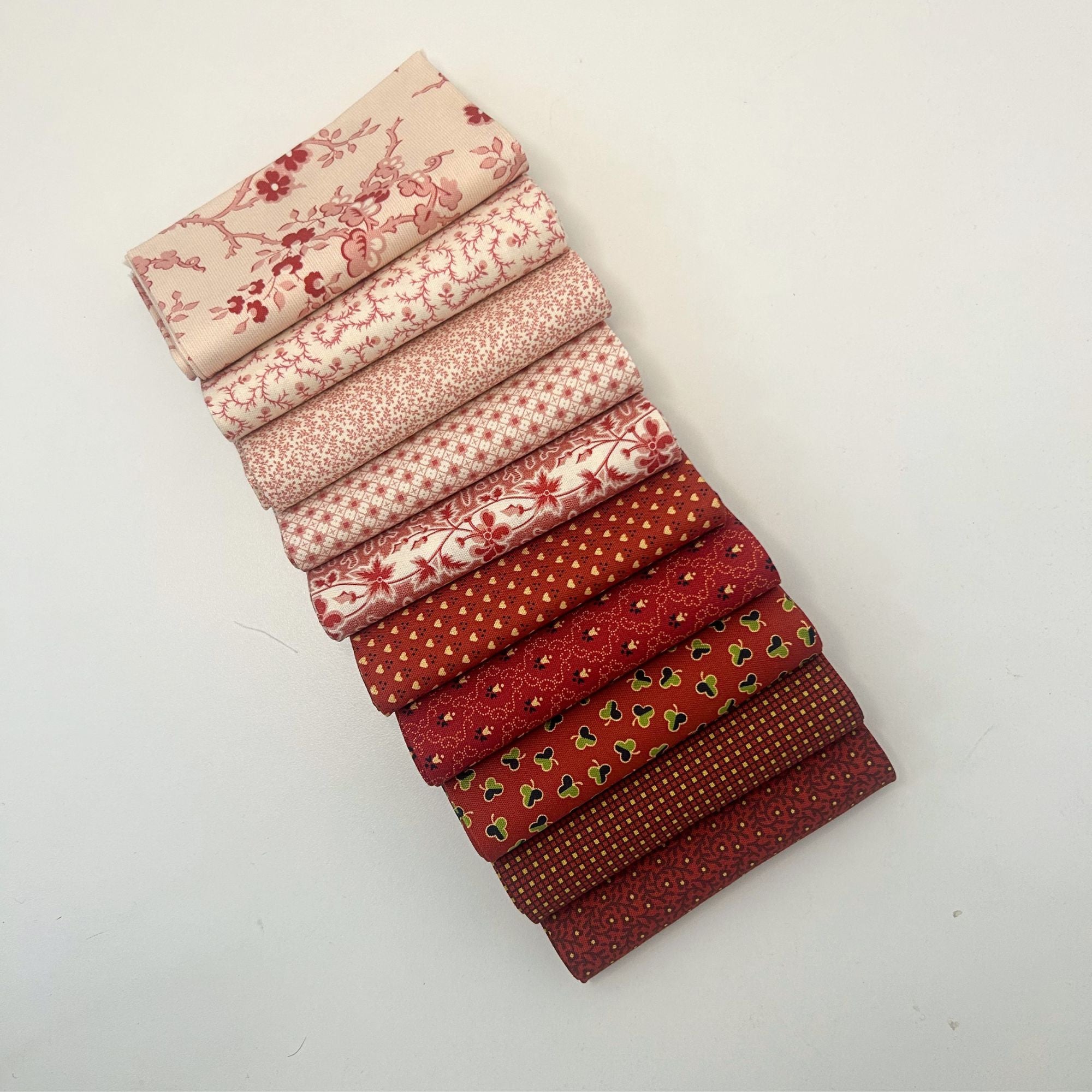Sally's Stitches Custom Fat Quarter Bundle Red by Betsy Chutchian for Moda Fabrics | 10 FQs | Curated Bundle