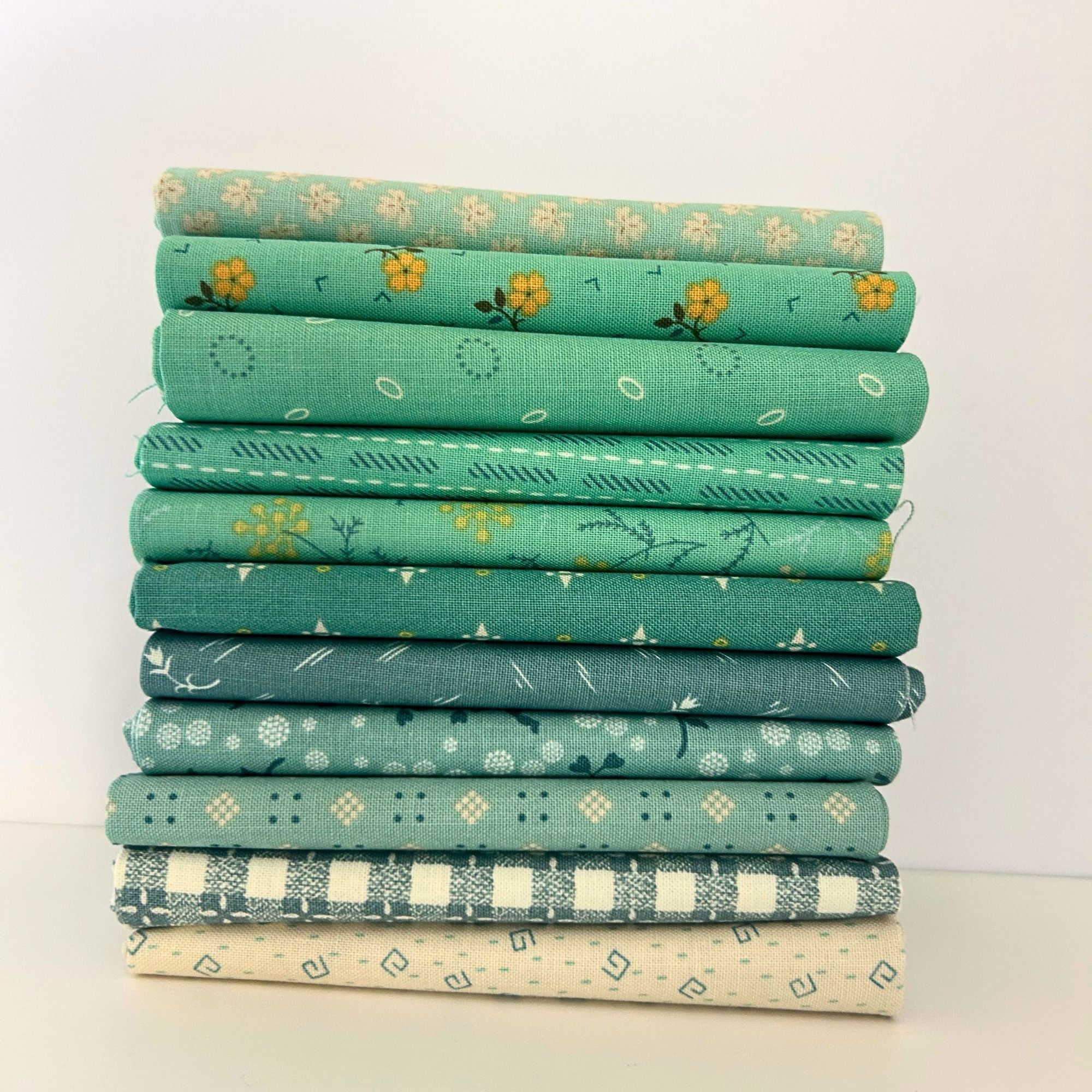 Fat Quarter Bundle Sea Glass | Baked With Love by Lori Holt of Bee in My Bonnet | 11 Fat Quarters | Curated Bundle