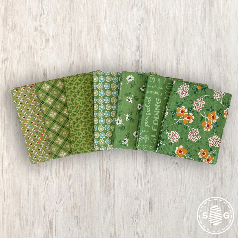 Home Town Holiday Fat Quarter Green Colorway Bundle by Lori Holt of Bee in my Bonnet | Curated Bundle 7 Fat Quarters