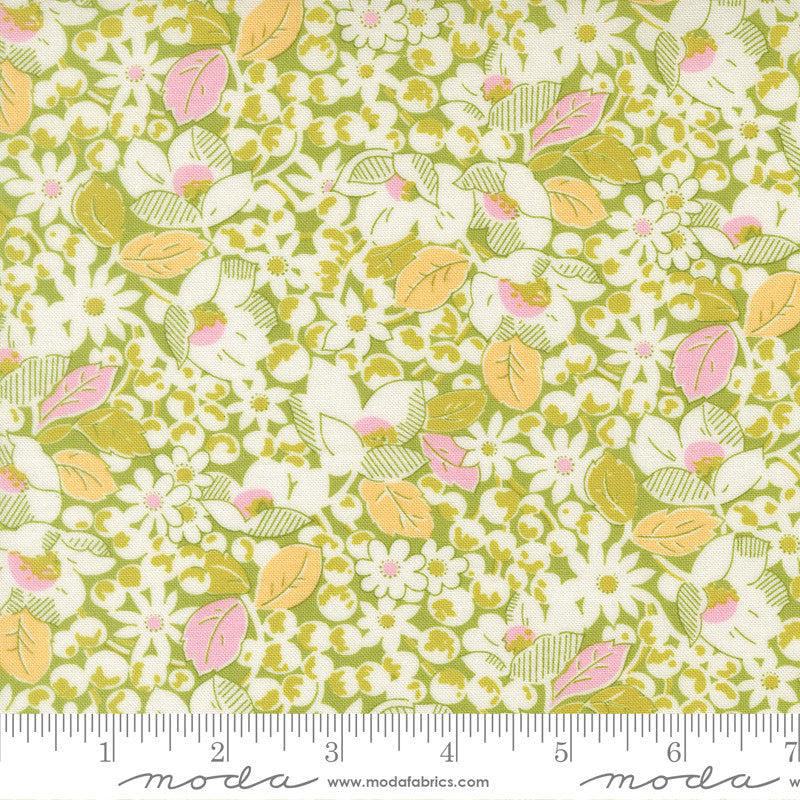 Summers End Garden Bounty Clover Yardage by Fig Tree & Co for Moda Fabrics | 35430 19