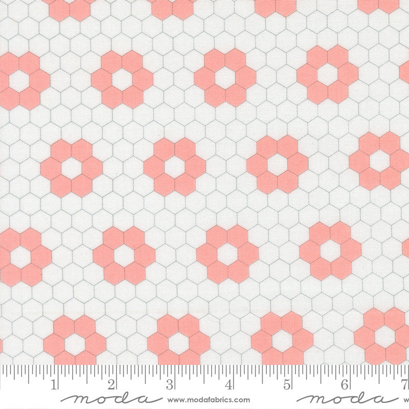 A Cat Named Stitch Quilted Cream Blush Yardage by Camille Roskelley for Moda Fabrics | 55343 11