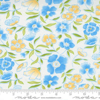 Linen Cupboard Chantilly Cornflower Daisy Apron Yardage by Fig Tree for Moda Fabrics | 20480 21