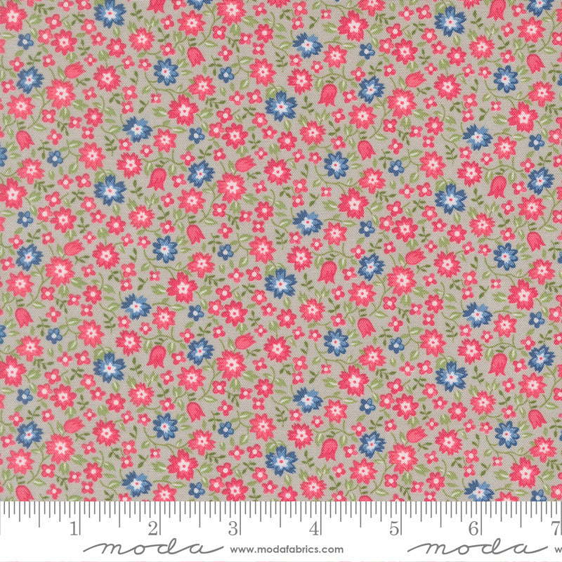 A Cat Named Stitch Lucky Grey Yardage by Camille Roskelley for Moda Fabrics | 55342 15