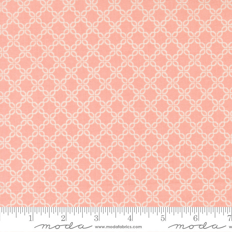 PRESALE Sunbonnet Lattice Pale Pink Yardage by Heather Briggs of My Sew Quilty Life for Moda Fabrics | 31768 17