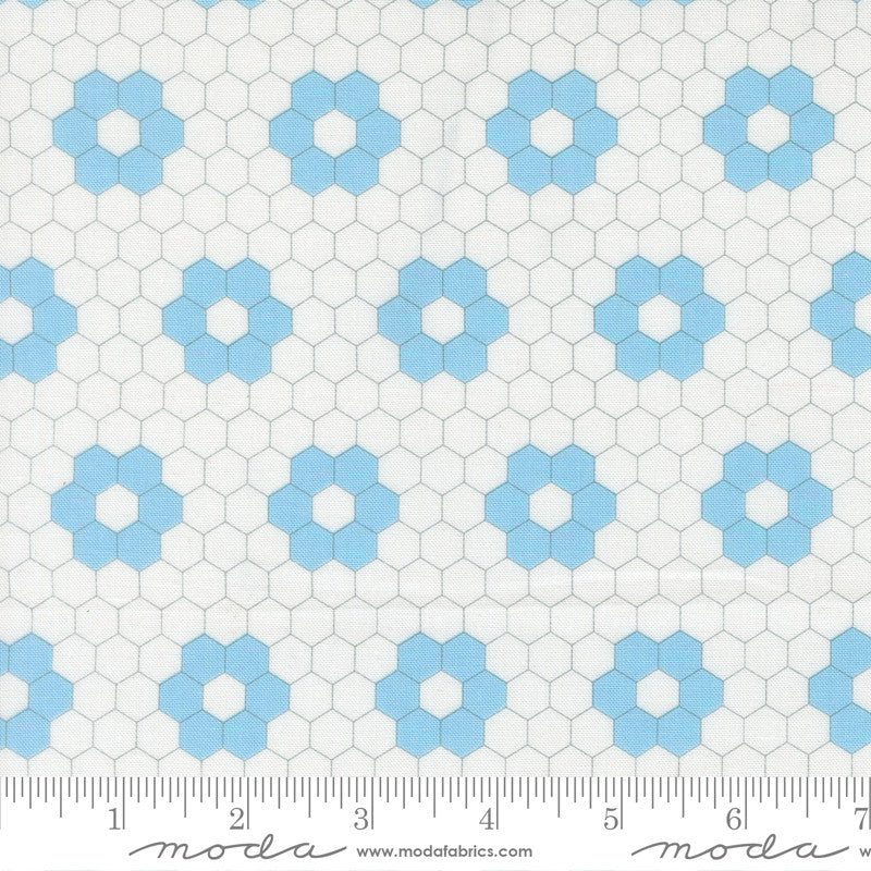 A Cat Named Stitch Cream Sky Yardage by Camille Roskelley for Moda Fabrics | 55343 22