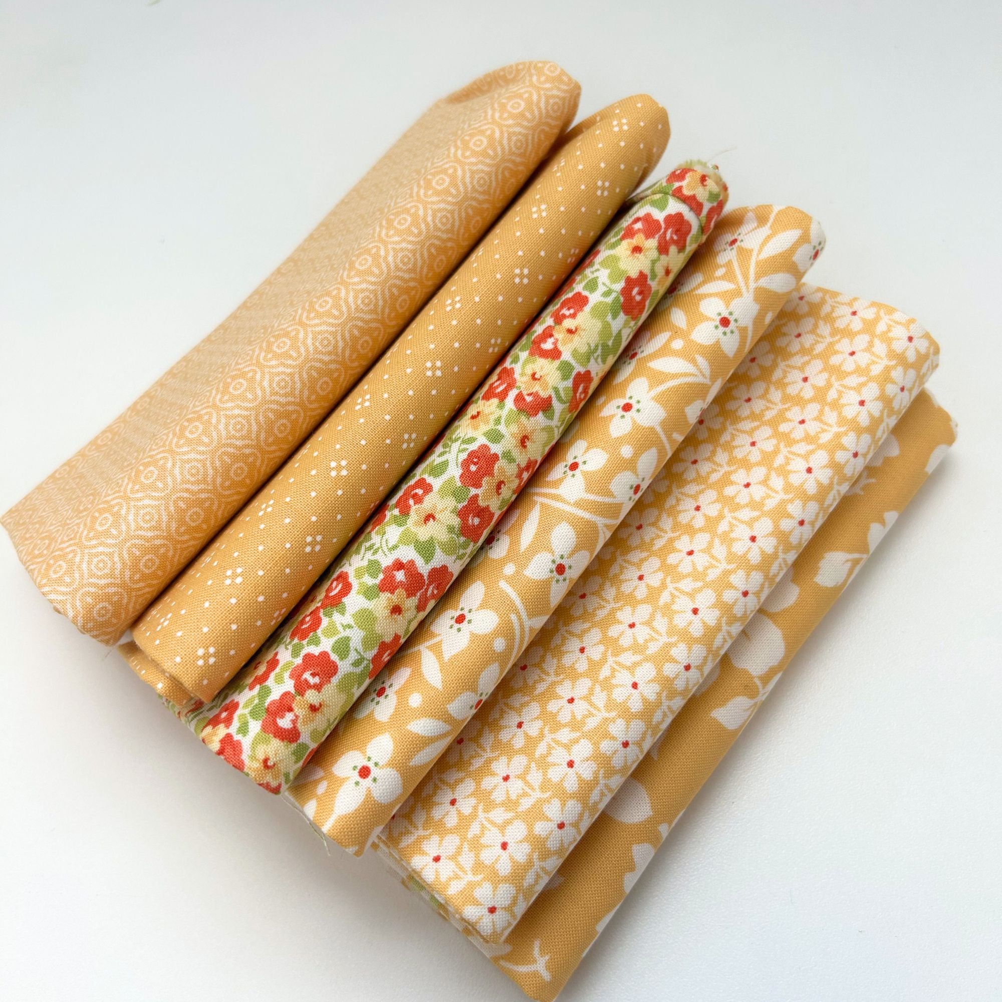 Summers End Custom Fat Quarter Bundle Yellow by Fig Tree & Co for Moda Fabrics | 6 FQs | Curated Bundle