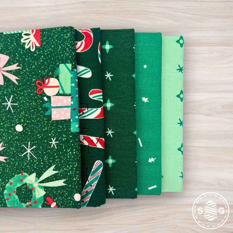 Tiny Christmas Custom Fat Quarter Bundle Green by Lizzy House for Moda Fabrics | 5 Fat Quarters
