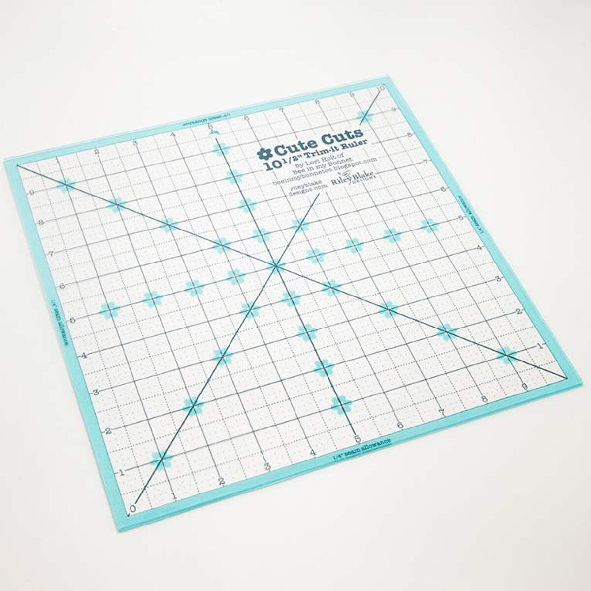 PRESALE Lori Holt Cute Cuts Trim-it Ruler 10 1/2" x 10 1/2" | STTI-5531