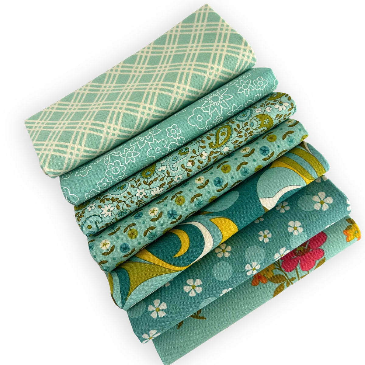 Fat Quarter Bundle Aqua | Happy Daze by Chloe’s Closet for Moda Fabrics | 7 Fat Quarters | Curated Bundle