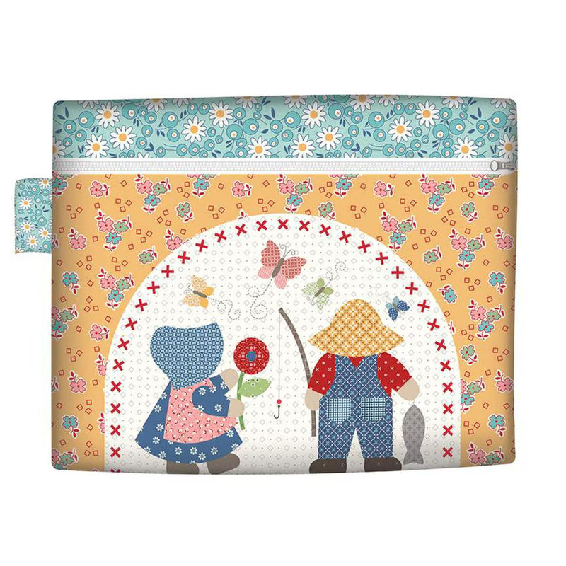 Zippy Bags 3 Panel Home Decor by Lori Holt of Bee in My Bonnet for Riley Blake Designs | Panel 54" x 54" | HD15572-PANEL