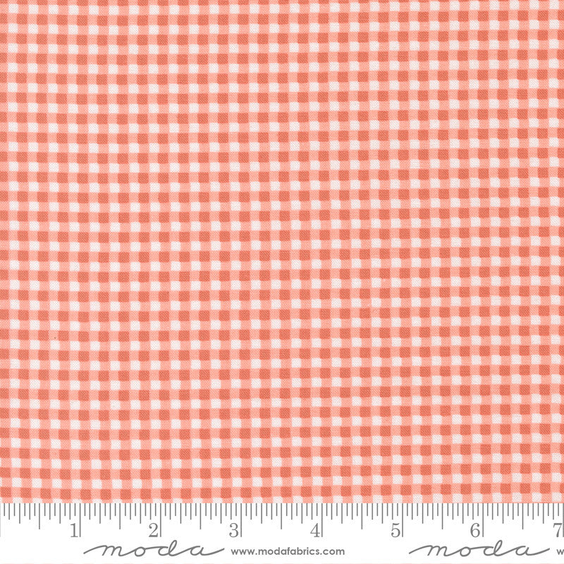PRESALE Sunbonnet Coral Yardage by Heather Briggs of My Sew Quilty Life for Moda Fabrics | 31769 32
