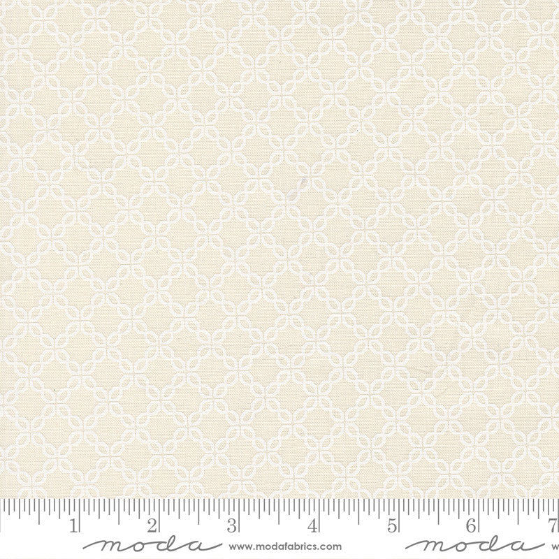 PRESALE Sunbonnet Lattice Porcelain White Yardage by Heather Briggs of My Sew Quilty Life for Moda Fabrics | 31768 51