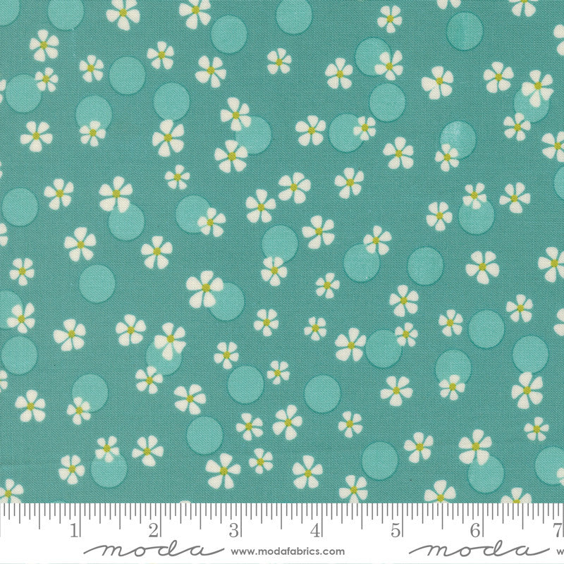 Happy Daze Teal Yardage by Chloe’s Closet for Moda Fabrics | 33842 19
