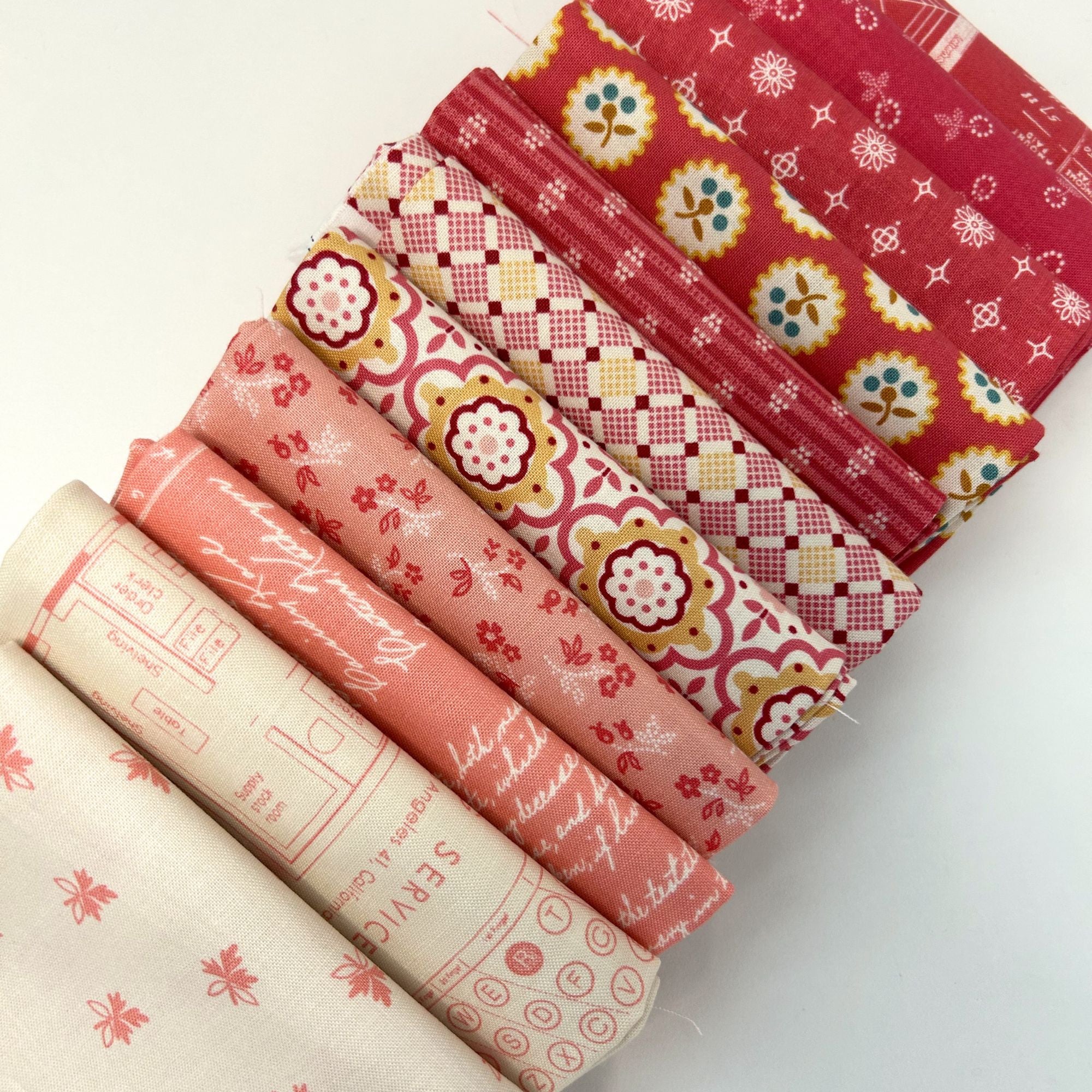 Lori Holt Custom Fat Quarter Bundle Pink by Lori Holt for Riley Blake Designs | 11 FQs | Curated Bundle