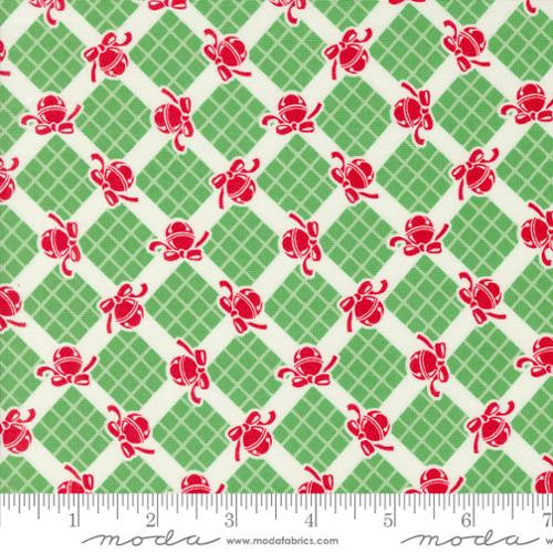 Kitty Christmas Custom Fat Quarter Green Colorway Bundle by Urban Chiks for Moda Fabrics | Curated Bundle 6 Fat Quarters