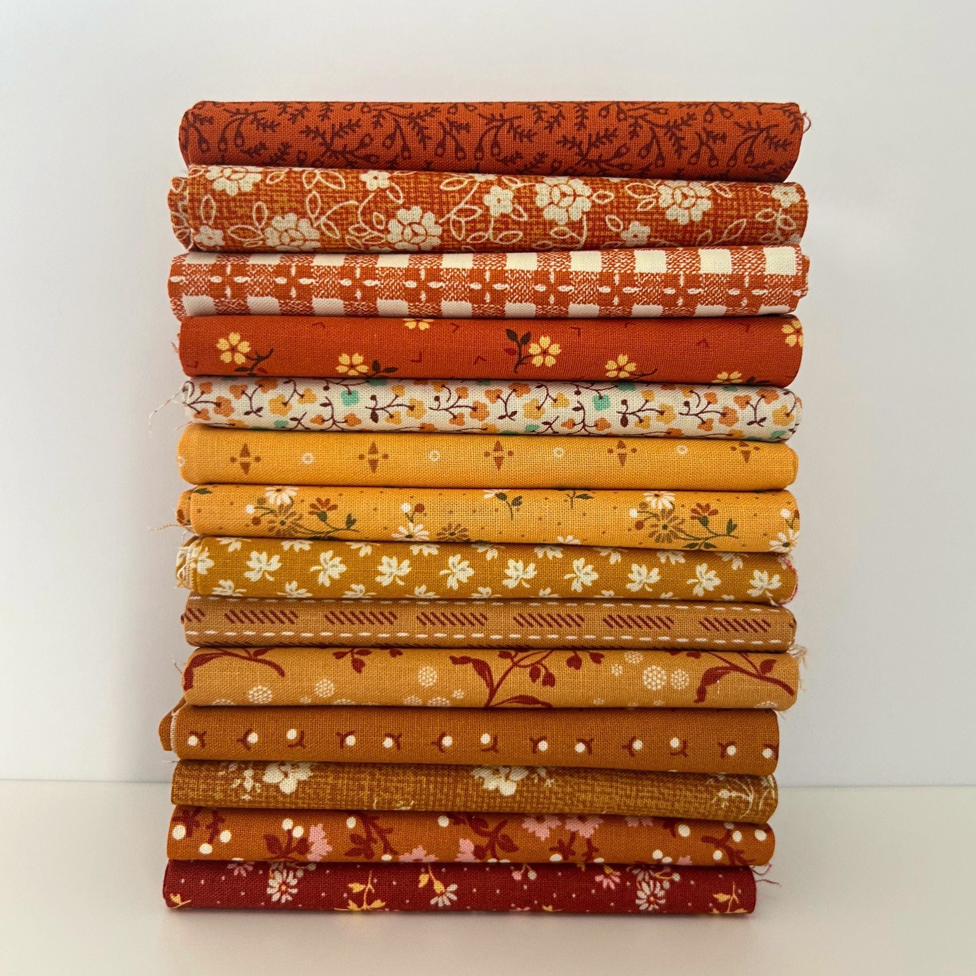 Fat Quarter Bundle Terracotta Autumn | Baked With Love by Lori Holt of Bee in My Bonnet | 14 Fat Quarters | Curated Bundle