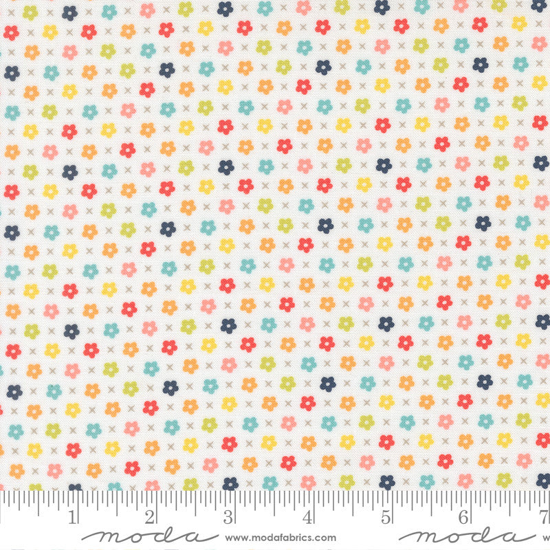 PRESALE Delightfully Yours Blooms Cloud by Sherri & Chelsi for Moda Fabrics | 37703 11