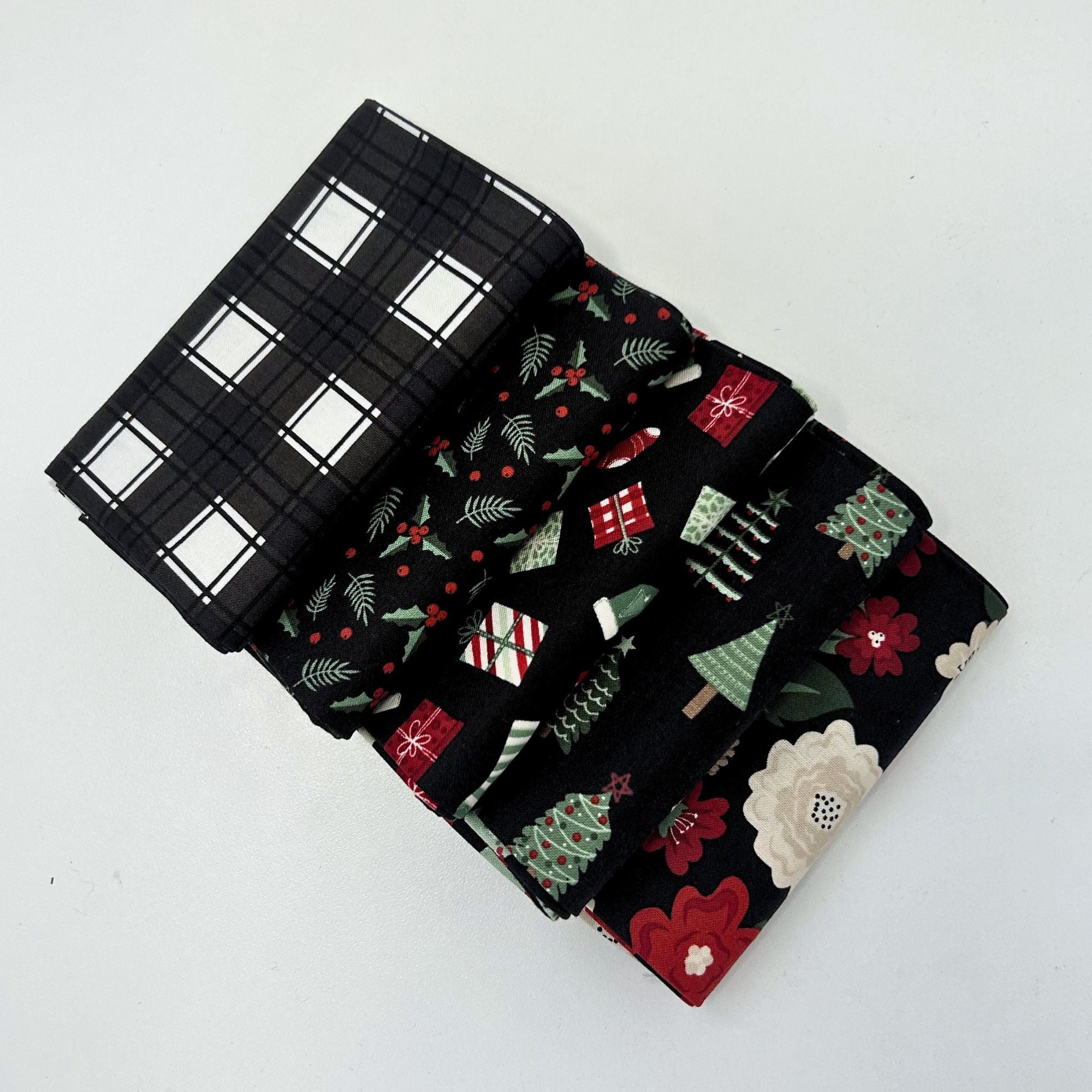Evergreen Wishes Custom Fat Quarter Bundle Black by Traci Reed for Riley Blake Designs | 5 FQs | Curated Bundle