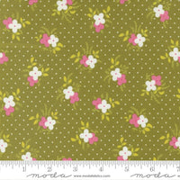 Sale! Flower Power Avocado Easy Breezy Fat Quarter by Maureen McCormick for Moda Fabrics | 33713 18 | REMNANT FAT QUARTER